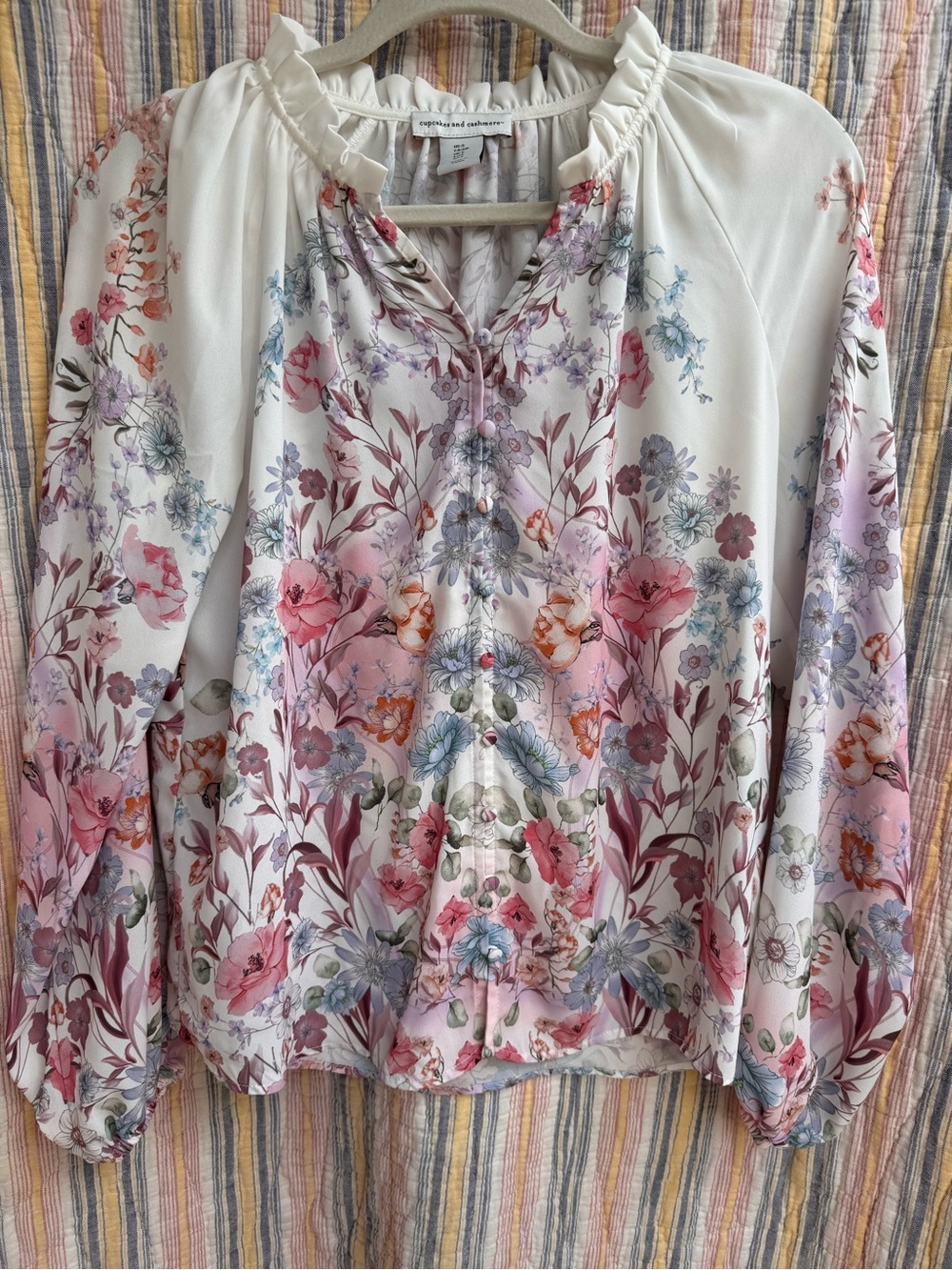 Cupcakes and Cashmere Floral Chiffon Ruffle V-neck Pastel Watercolor Sz S